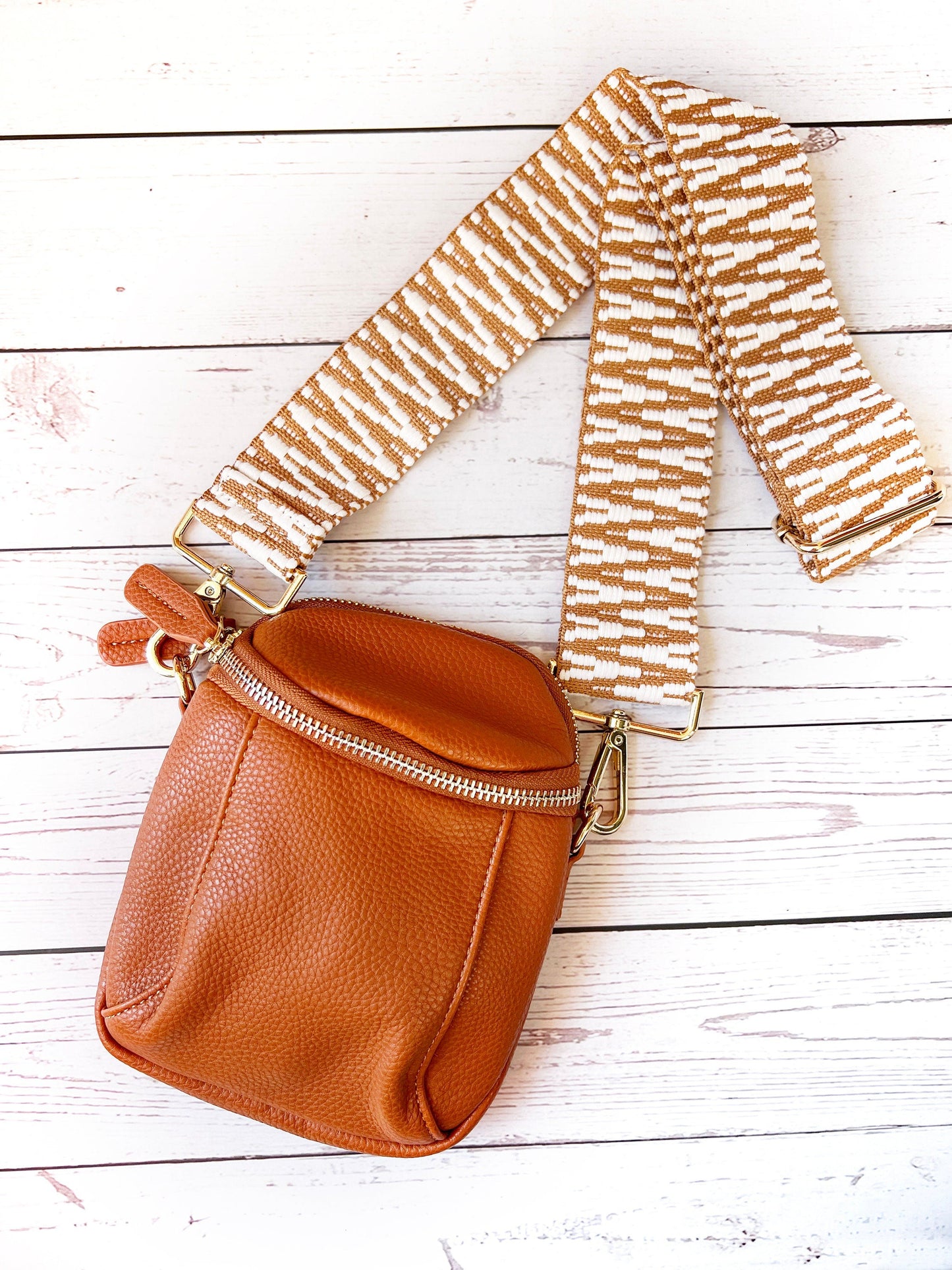 Women’s Vegan Leather Crossbody Bag