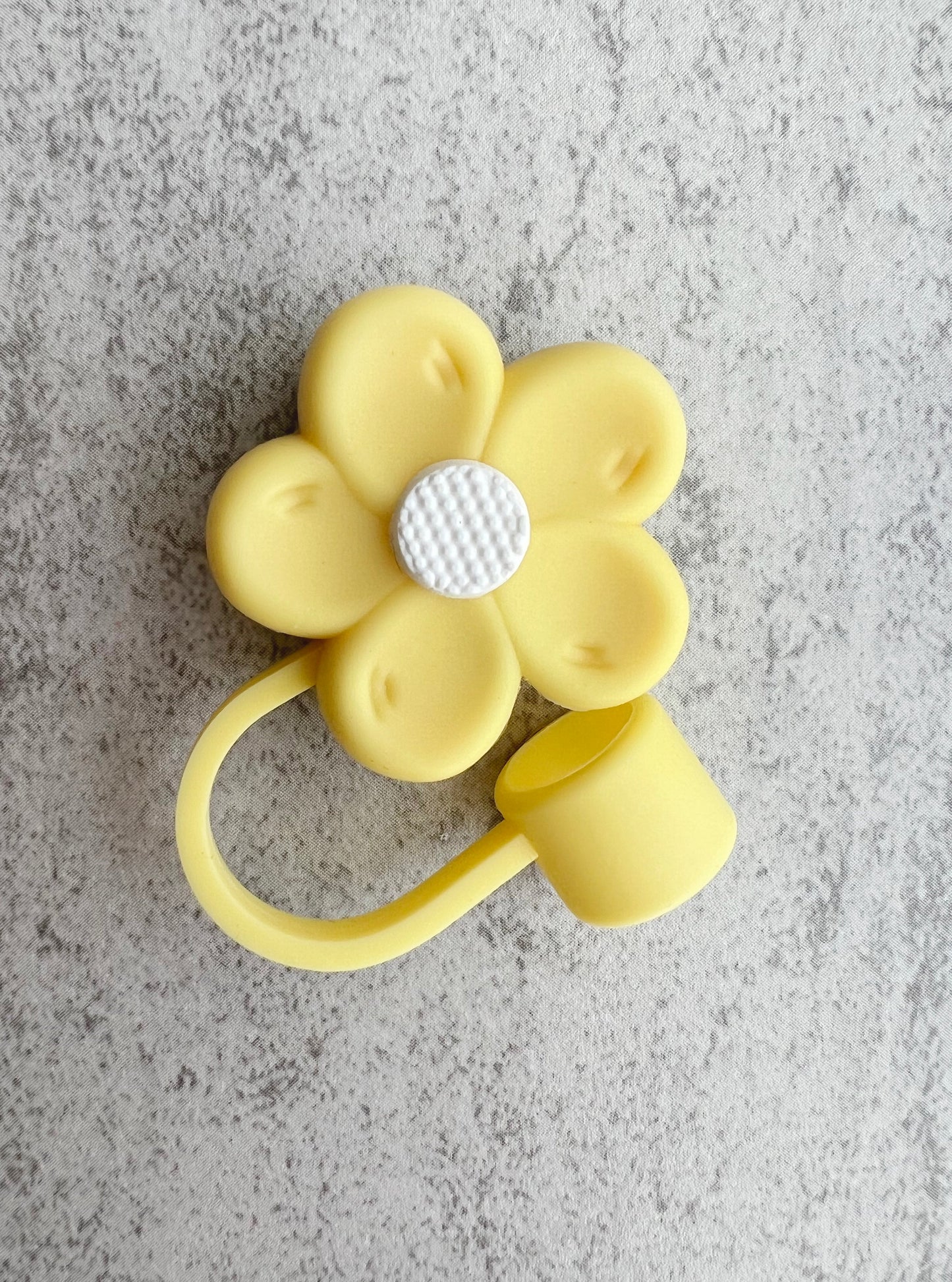 Stanley Straw Cap Flower - Yellow - straw cover
