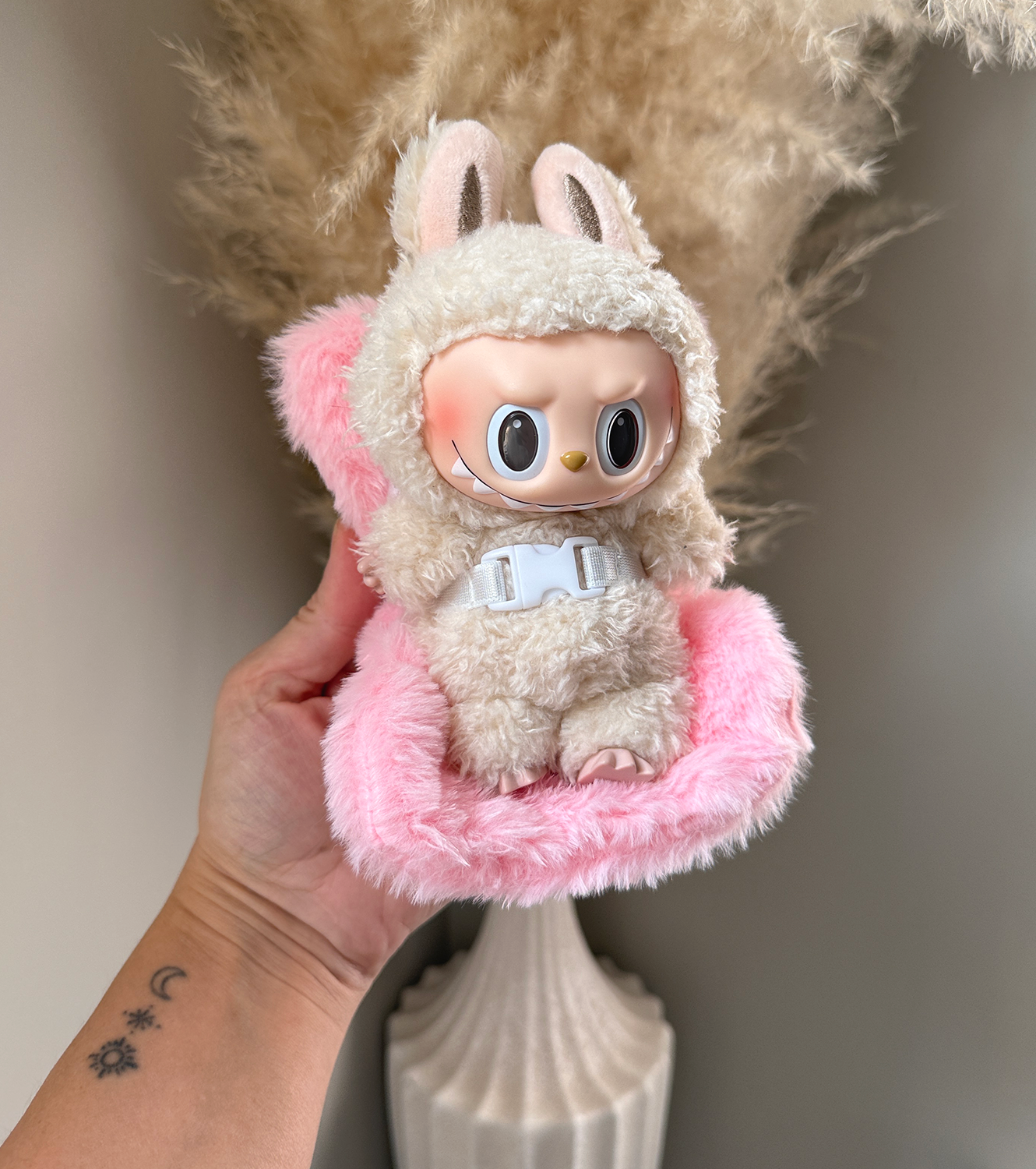 labubu fur carseat